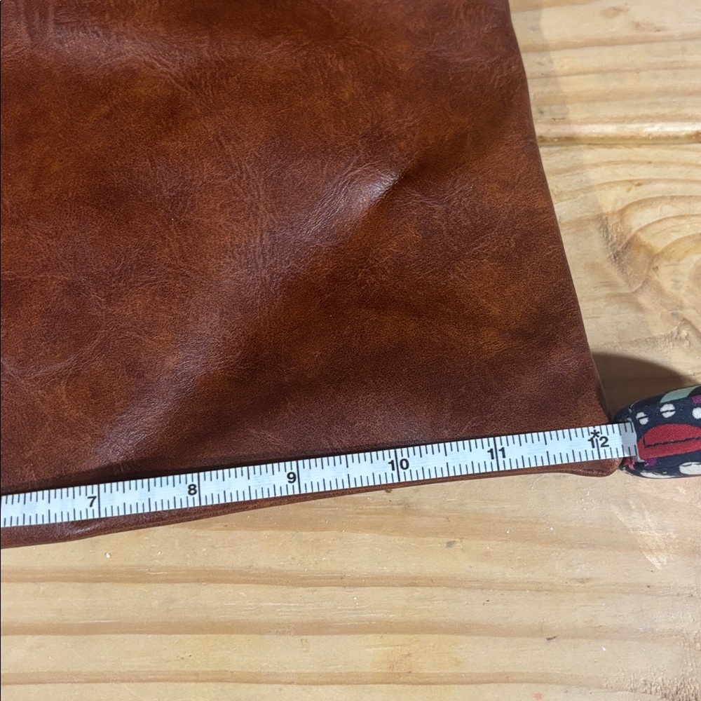 Brown Leather Clutch - Picture 5 of 6